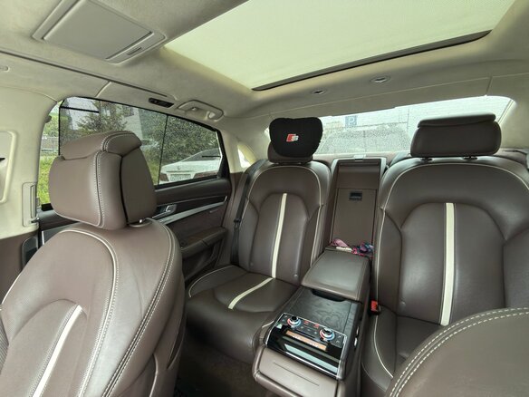 2015 Audi A8 Long III (D4) Рестайлинг, коричневый - вид 9