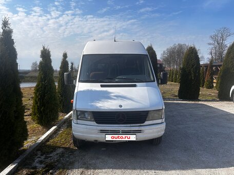 1996 Mercedes-Benz Sprinter, белый, 600000 рублей, вид 2