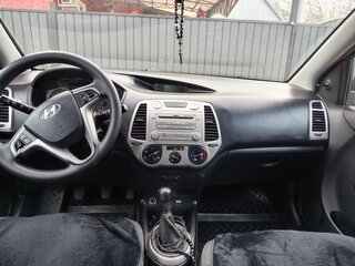 2010 Hyundai i20 I, чёрный, 500000 рублей, вид 4