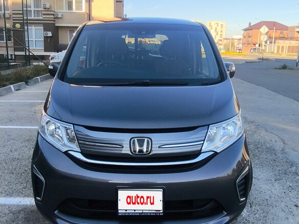 2018 Honda Stepwgn V Рестайлинг, серый, 2140000 рублей