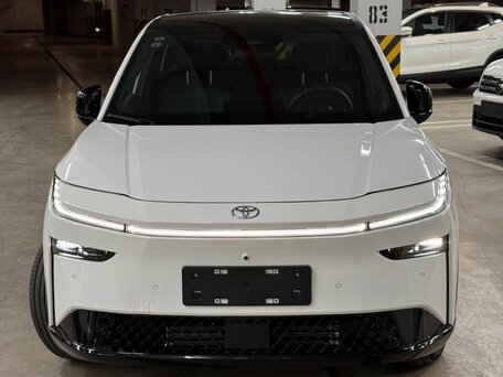 2026 Toyota bZ3X 50 kWh, белый, 2940000 рублей, вид 2