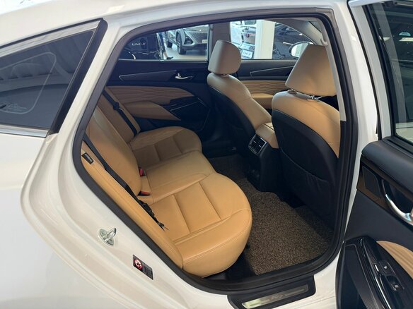 2020 Kia K7 YG (II) Рестайлинг, белый, 3499900 рублей - вид 20