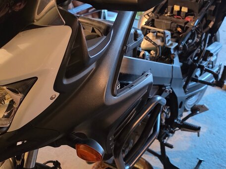 2016 Suzuki V-Strom DL 650, белый, 605000 рублей, вид 3