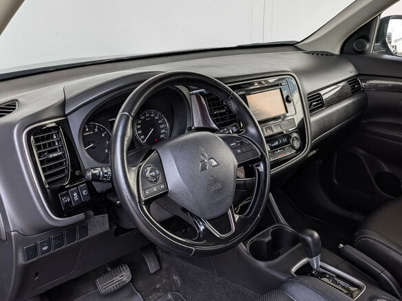 2016 Mitsubishi Outlander III Рестайлинг 2, синий - вид 14