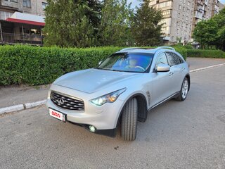 2011 Infiniti FX37 II (S51) Рестайлинг, серебристый, 2400000 рублей, вид 1