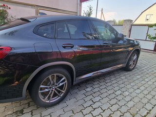 2021 BMW X4 30d II (G02), чёрный, 4100000 рублей, вид 3