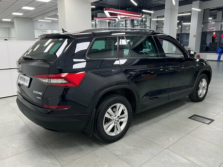 2019 Skoda Kodiaq I, чёрный, 2700000 рублей, вид 5