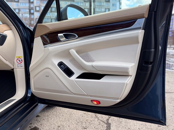 2011 Porsche Panamera 4S I, синий, 3200000 рублей - вид 18