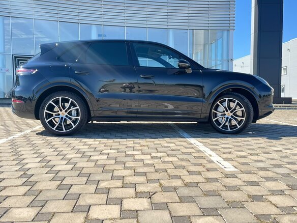 2019 Porsche Cayenne Turbo III, чёрный - вид 5