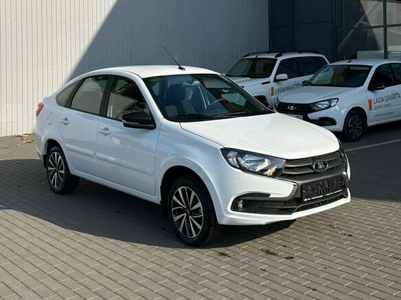 2026 Lada (ВАЗ) Granta I Рестайлинг, белый, 1319000 рублей