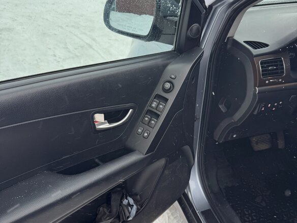 2012 SsangYong Actyon II, серый, 790000 рублей - вид 8
