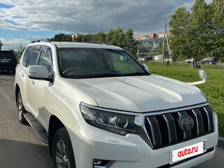 2019 Toyota Land Cruiser Prado 150 Series Рестайлинг 2, белый, 3995000 рублей, вид 2