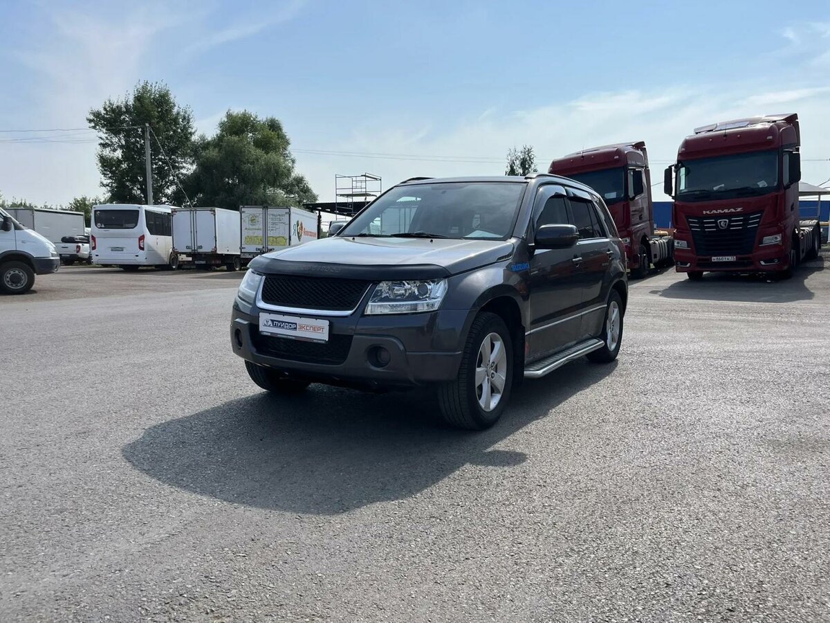 Открыть фотографии: Suzuki Grand Vitara II Рестайлинг