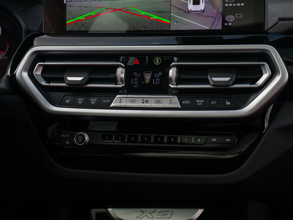2021 BMW X3 20i xDrive III (G01) Рестайлинг, белый - вид 18