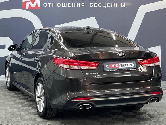 2018 Kia Optima IV, коричневый - вид 3