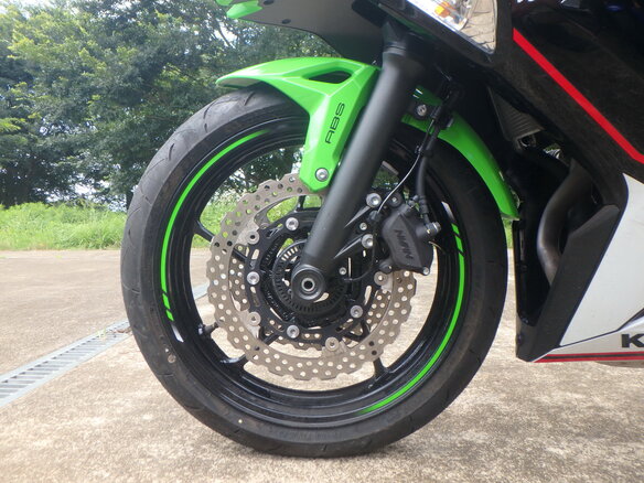 2022 Kawasaki Ninja 650, зелёный, 850000 рублей - вид 10