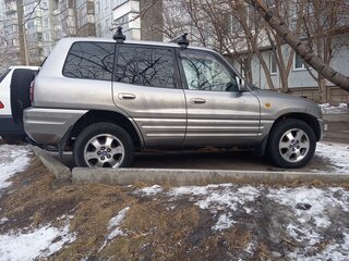 1999 Toyota RAV4 I (XA10), серебристый, 540000 рублей, вид 4