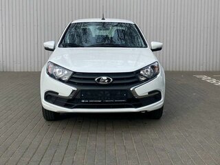 2026 Lada (ВАЗ) Granta I Рестайлинг, белый, 1096000 рублей, вид 2