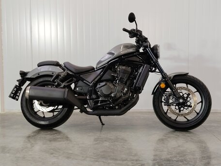 2023 Honda CMX 1100 Rebel, серый, 999000 рублей, вид 1