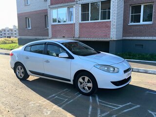 2011 Renault Fluence I, белый, 640000 рублей, вид 2