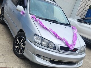 1997 Toyota Ipsum I (M10), серебристый, 610000 рублей, вид 3