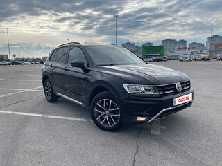 2019 Volkswagen Tiguan II, чёрный, 2330000 рублей, вид 2
