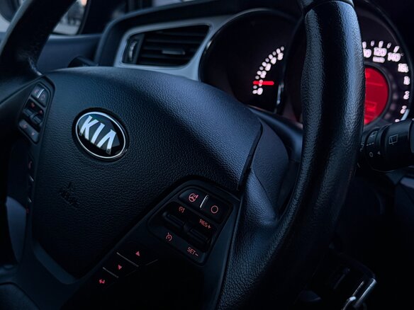 2014 Kia Ceed II, чёрный, 1222222 рублей - вид 5