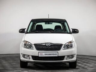 2013 Skoda Fabia II Рестайлинг, белый, 559777 рублей, вид 2