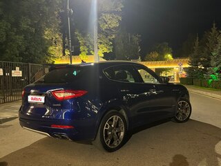 2017 Maserati Levante I, синий, 6300000 рублей, вид 4