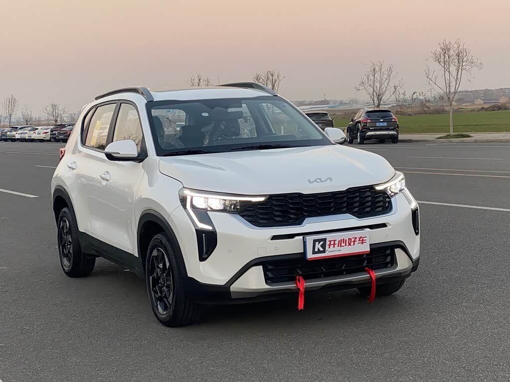 Открыть фотографии: Kia Sonet I Рестайлинг