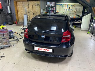 2011 BMW 1 серии 118i I (E81/E82/E87/E88) Рестайлинг, чёрный, 750000 рублей, вид 5