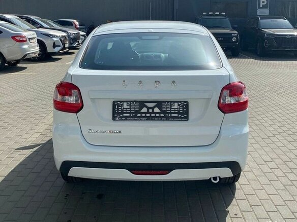 2026 Lada (ВАЗ) Granta I Рестайлинг, белый, 1319000 рублей - вид 6