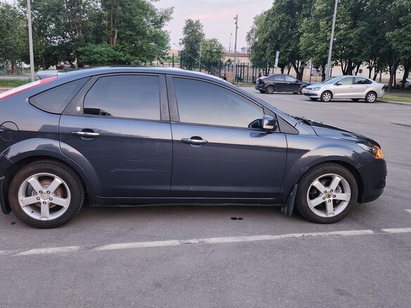 2008 Ford Focus II Рестайлинг, серый, 460000 рублей - вид 8