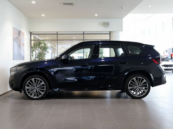 2026 BMW X1 Long 25Li xDrive III (U11/U12), чёрный, 5730000 рублей - вид 6