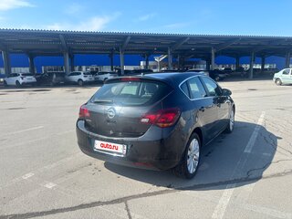 2011 Opel Astra J, чёрный, 650000 рублей, вид 4