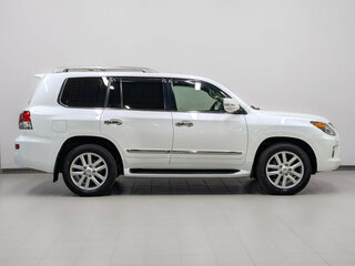 2013 Lexus LX 570 III Рестайлинг, белый, 5380000 рублей, вид 4