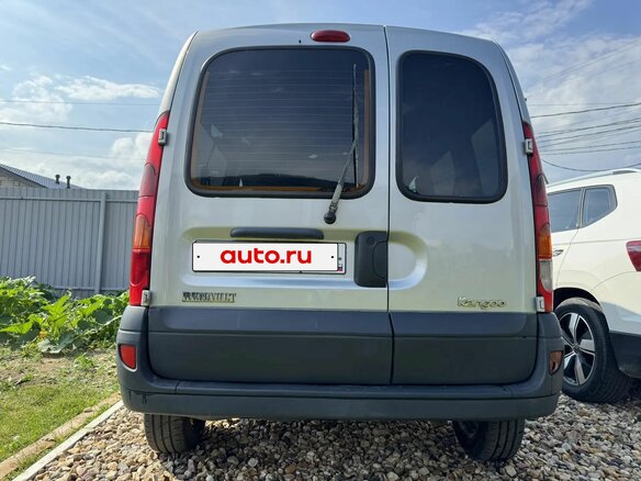 2004 Renault Kangoo I Рестайлинг, серебристый, 320000 рублей - вид 3