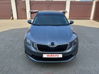 2017 Skoda Octavia III (A7) Рестайлинг, серый, 1600000 рублей, вид 1