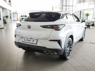 2024 Changan UNI-T I, белый, 3309900 рублей, вид 5