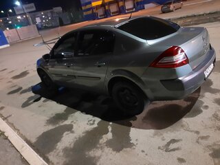 2006 Renault Megane II Рестайлинг, зелёный, 380000 рублей, вид 2