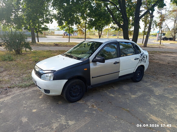 2010 Lada (ВАЗ) Kalina I, белый, 220000 рублей - вид 14