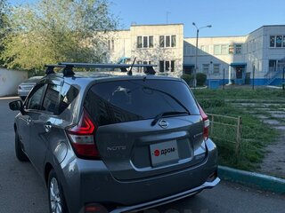 2018 Nissan Note e-Power II Рестайлинг, серый, 1120000 рублей, вид 4