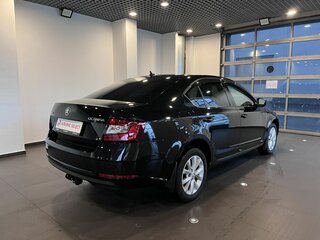 2017 Skoda Octavia III (A7) Рестайлинг, чёрный, 1850000 рублей, вид 3