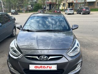 2013 Hyundai Solaris I, чёрный, 650000 рублей, вид 1