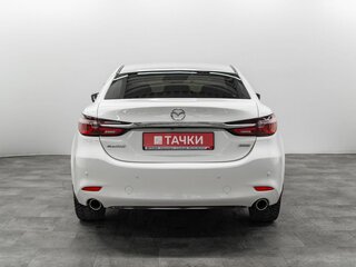 2018 Mazda 6 III (GJ) Рестайлинг 2, белый, 1700000 рублей, вид 4