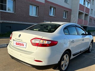 2011 Renault Fluence I, белый, 640000 рублей, вид 4