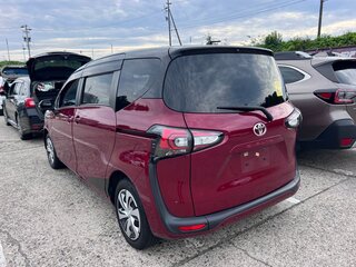 2022 Toyota Sienta II Рестайлинг, пурпурный, 967010 рублей, вид 5