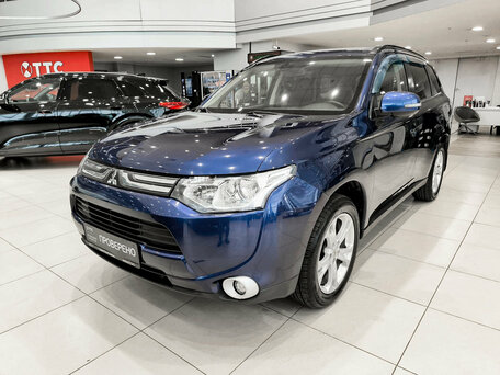 Mitsubishi Outlander III