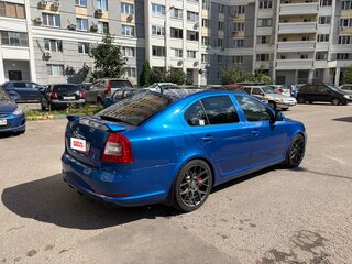 2011 Skoda Octavia RS II Рестайлинг, синий, 1385000 рублей, вид 3