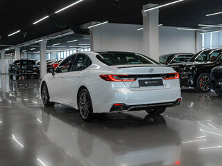 2026 Toyota Camry IX (XV80) China Market Рестайлинг, белый, 4750000 рублей, вид 4